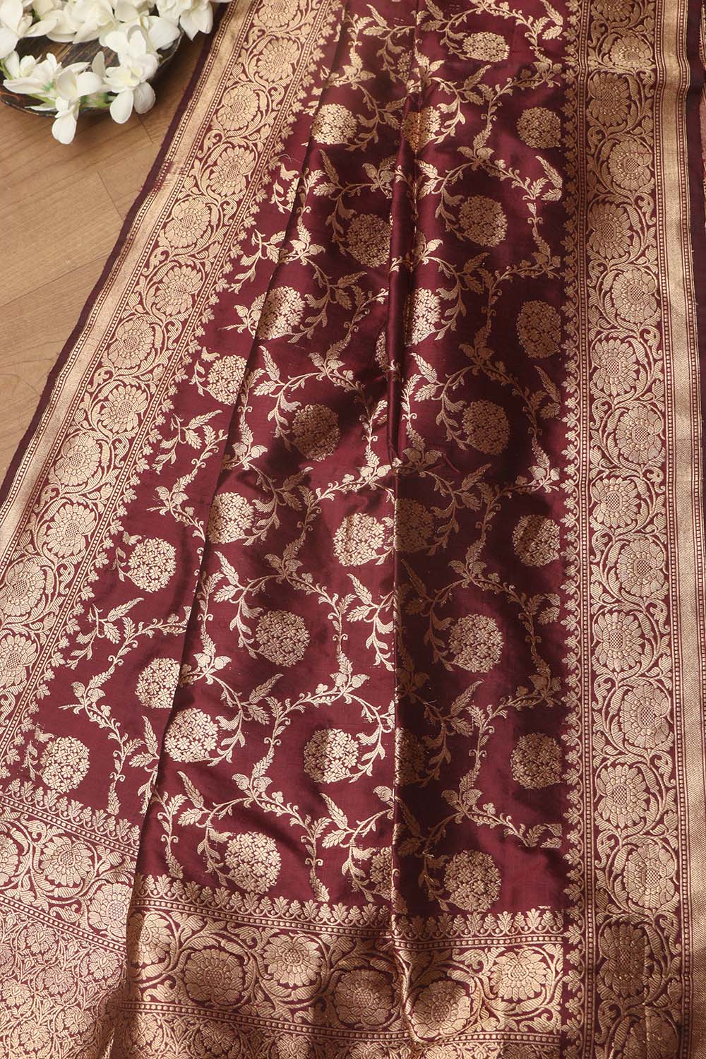 Exquisite Maroon Banarasi Handloom Pure Katan Silk Dupatta - Luxurion World- Crafted Heirlooms