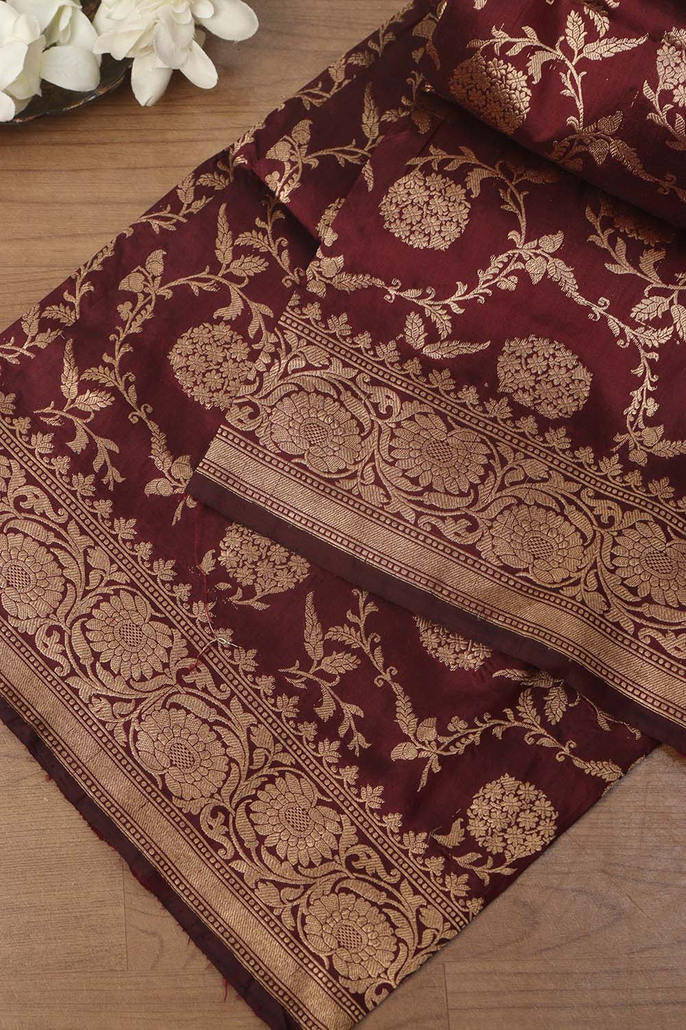 Exquisite Maroon Banarasi Handloom Pure Katan Silk Dupatta - Luxurion World- Crafted Heirlooms
