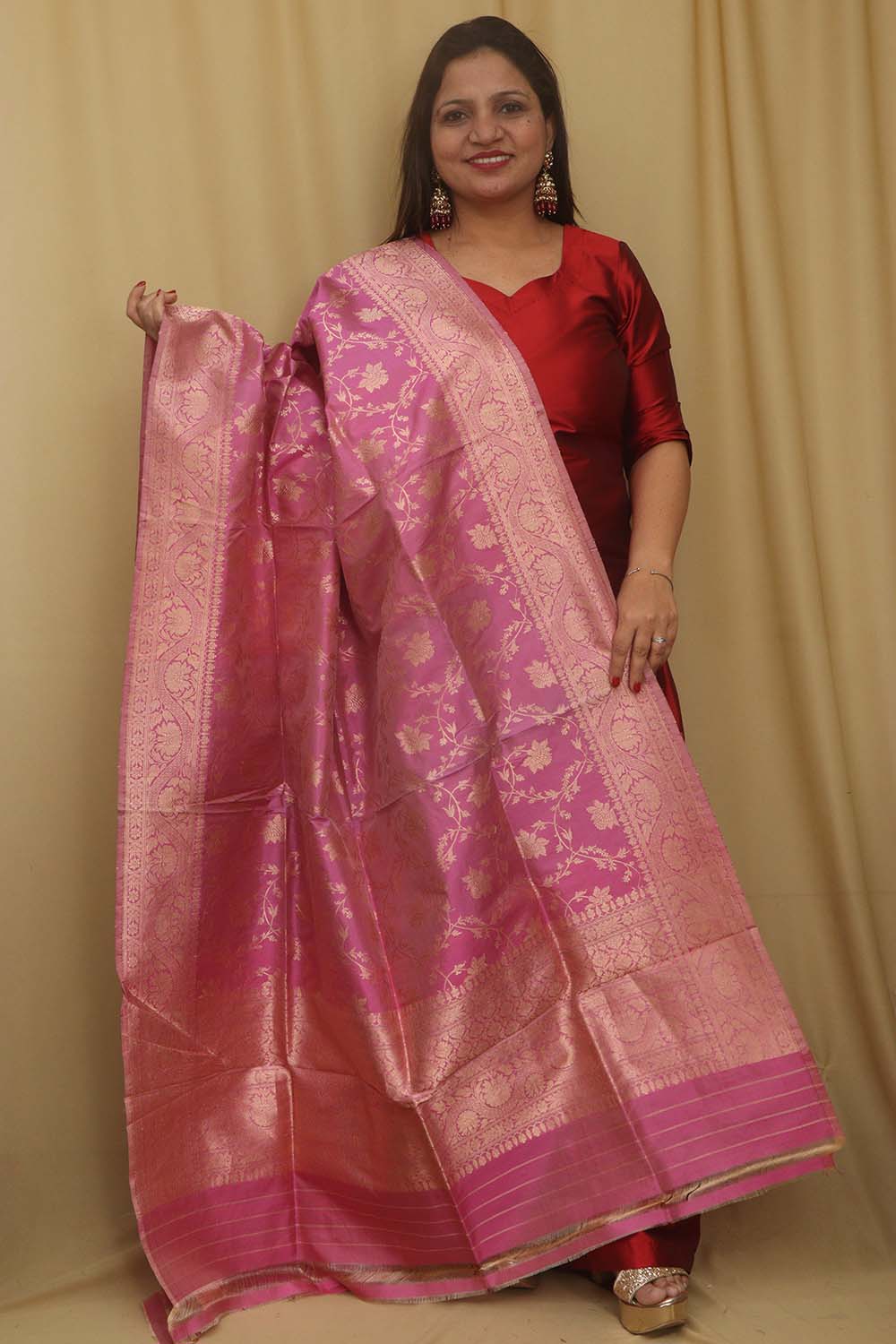 Exquisite Pink Banarasi Handloom Pure Katan Silk Dupatta - Luxurion World- Crafted Heirlooms