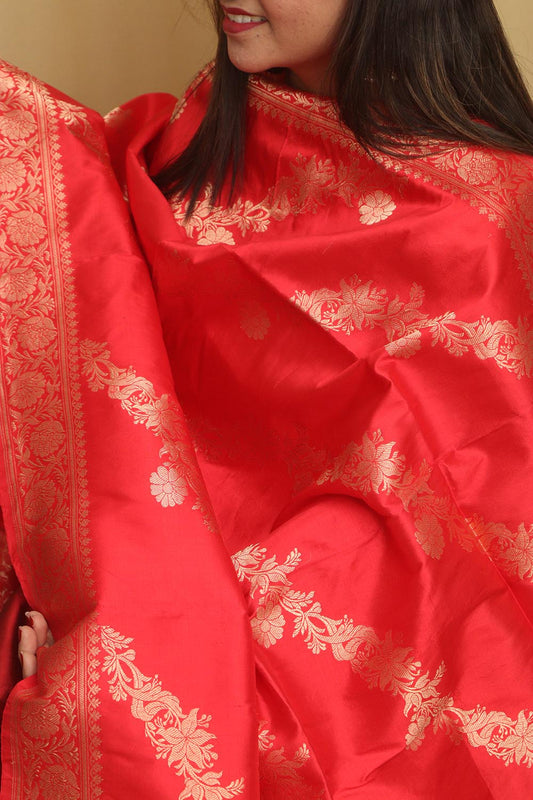 Exquisite Red Banarasi Handloom Pure Katan Silk Dupatta - Luxurion World
