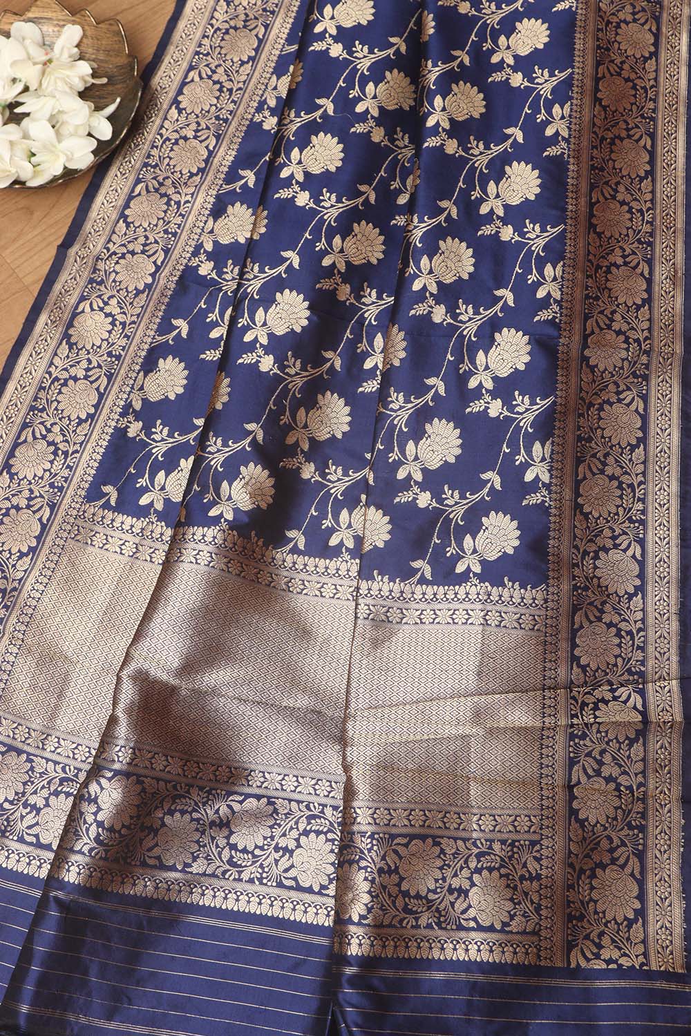 Exquisite Blue Banarasi Handloom Pure Katan Silk Dupatta - Luxurion World- Crafted Heirlooms