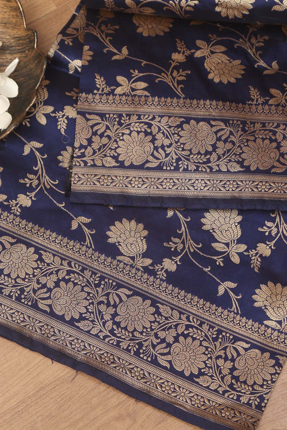 Exquisite Blue Banarasi Handloom Pure Katan Silk Dupatta - Luxurion World- Crafted Heirlooms