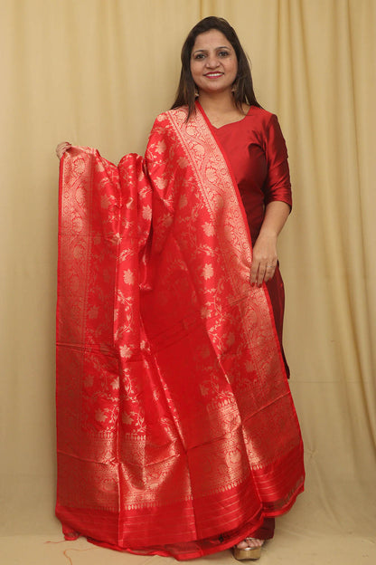 Exquisite Red Banarasi Handloom Pure Katan Silk Dupatta - Luxurion World