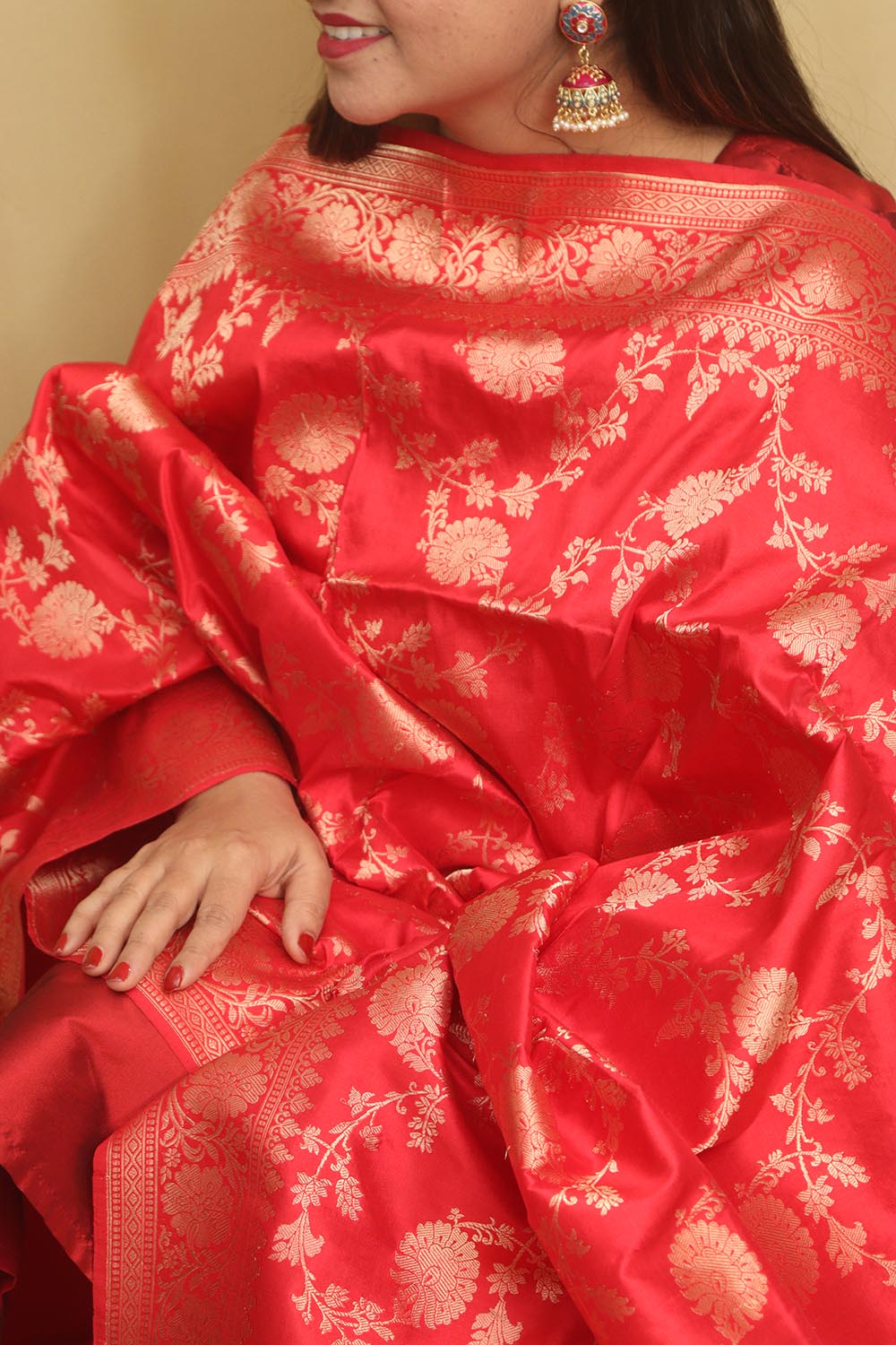 Exquisite Red Banarasi Handloom Pure Katan Silk Dupatta - Luxurion World