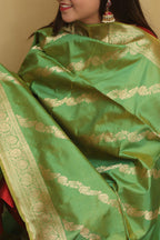 Exquisite Green Banarasi Handloom Pure Katan Silk Dupatta - Luxurion World- Crafted Heirlooms