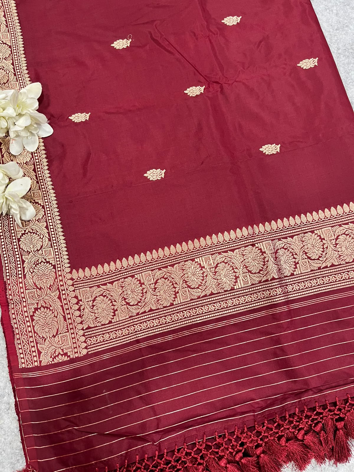 Maroon Handloom Banarasi Pure Katan Silk Dupatta PD1B1AS326100304