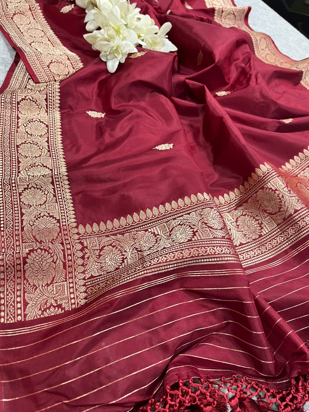 Maroon Handloom Banarasi Pure Katan Silk Dupatta PD1B1AS326100304