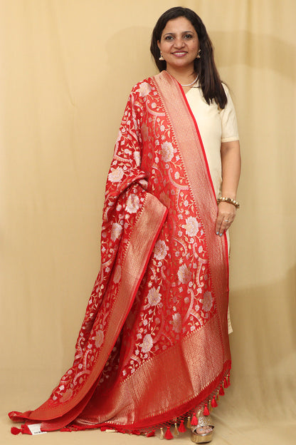 Red Banarasi Handloom Georgette Dupatta - Luxurion World