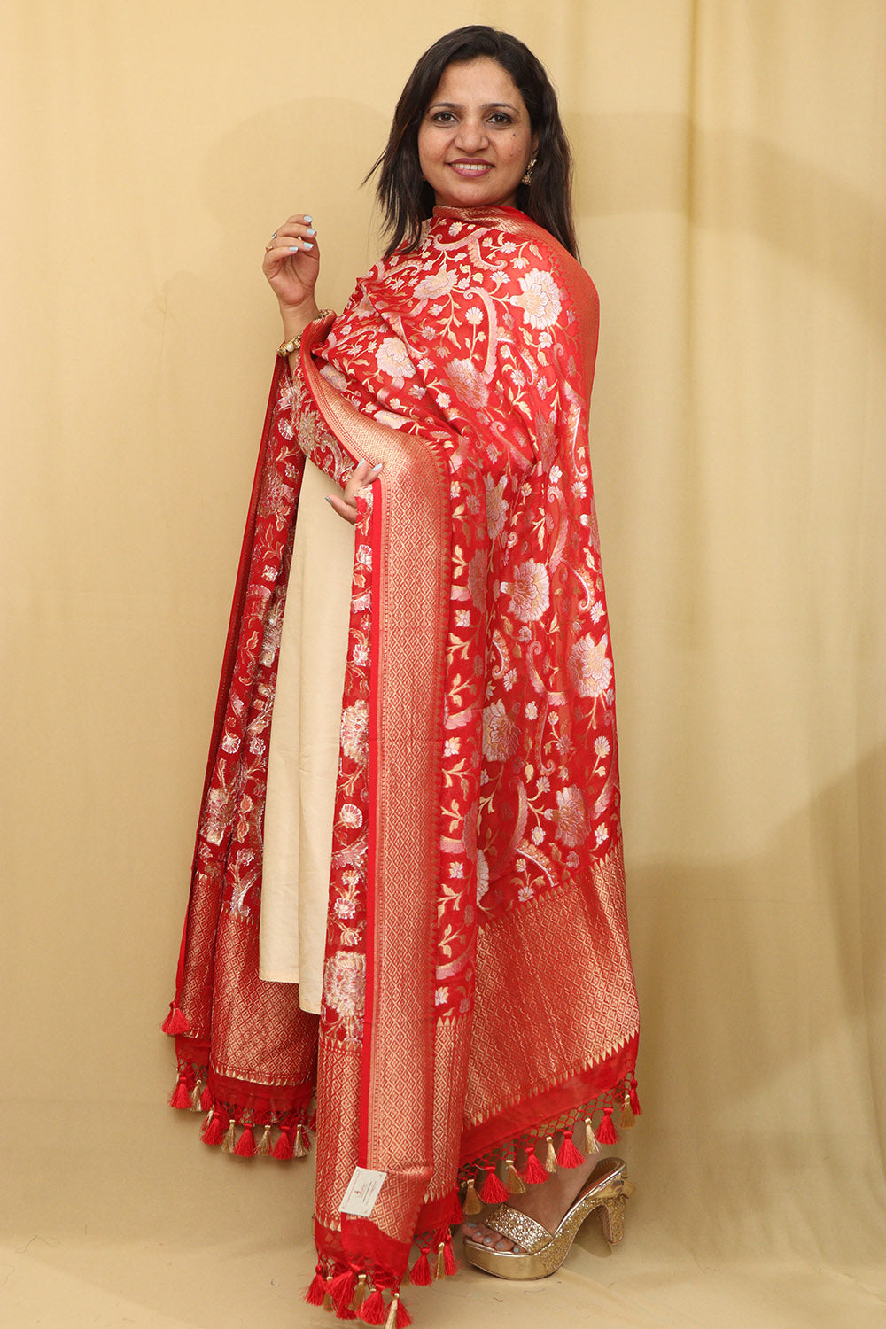 Red Banarasi Handloom Georgette Dupatta - Luxurion World