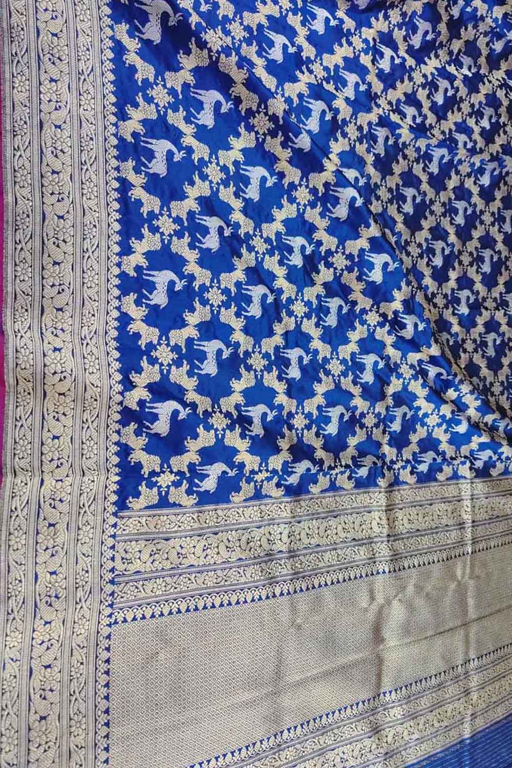 Exquisite Blue Banarasi Handloom Pure Katan Silk Dupatta - Luxurion World- Crafted Heirlooms