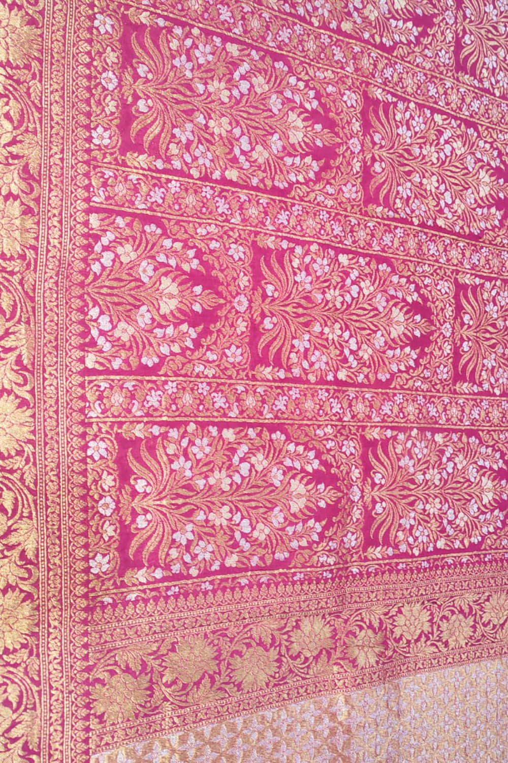 Beautiful Pink Banarasi Handloom Pure Moonga Silk Dupatta - Luxurion World- Crafted Heirlooms