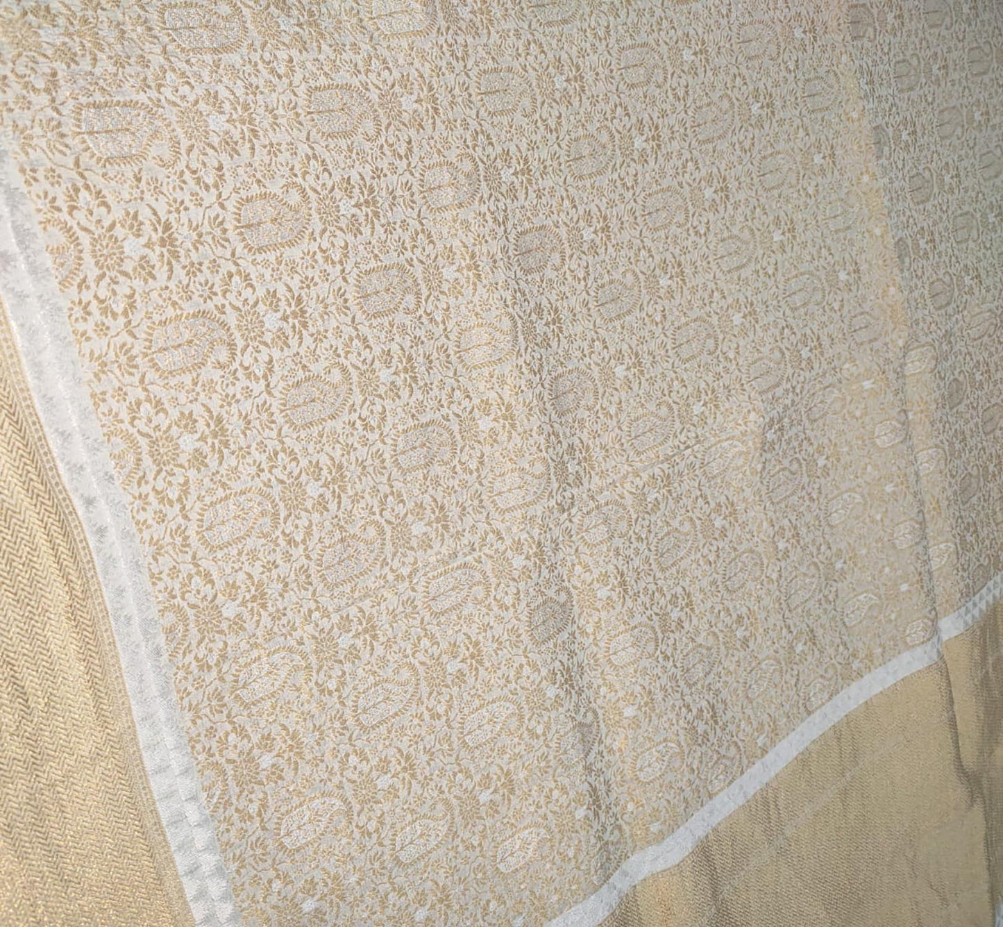 Dyeable Banarasi Handloom Pure Georgette Dupatta - Luxurion World