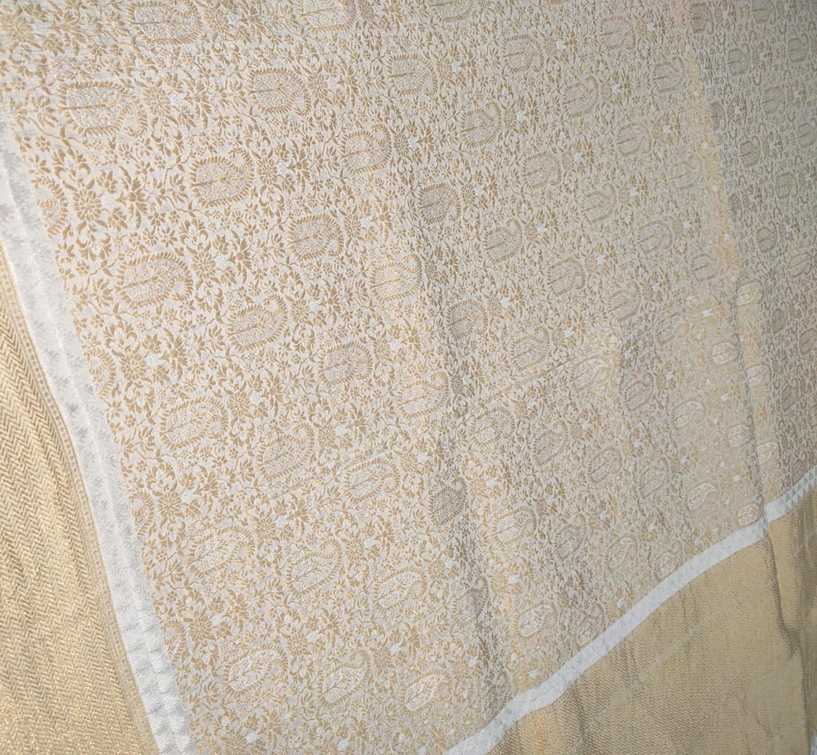 Dyeable Banarasi Handloom Pure Georgette Dupatta - Luxurion World- Crafted Heirlooms