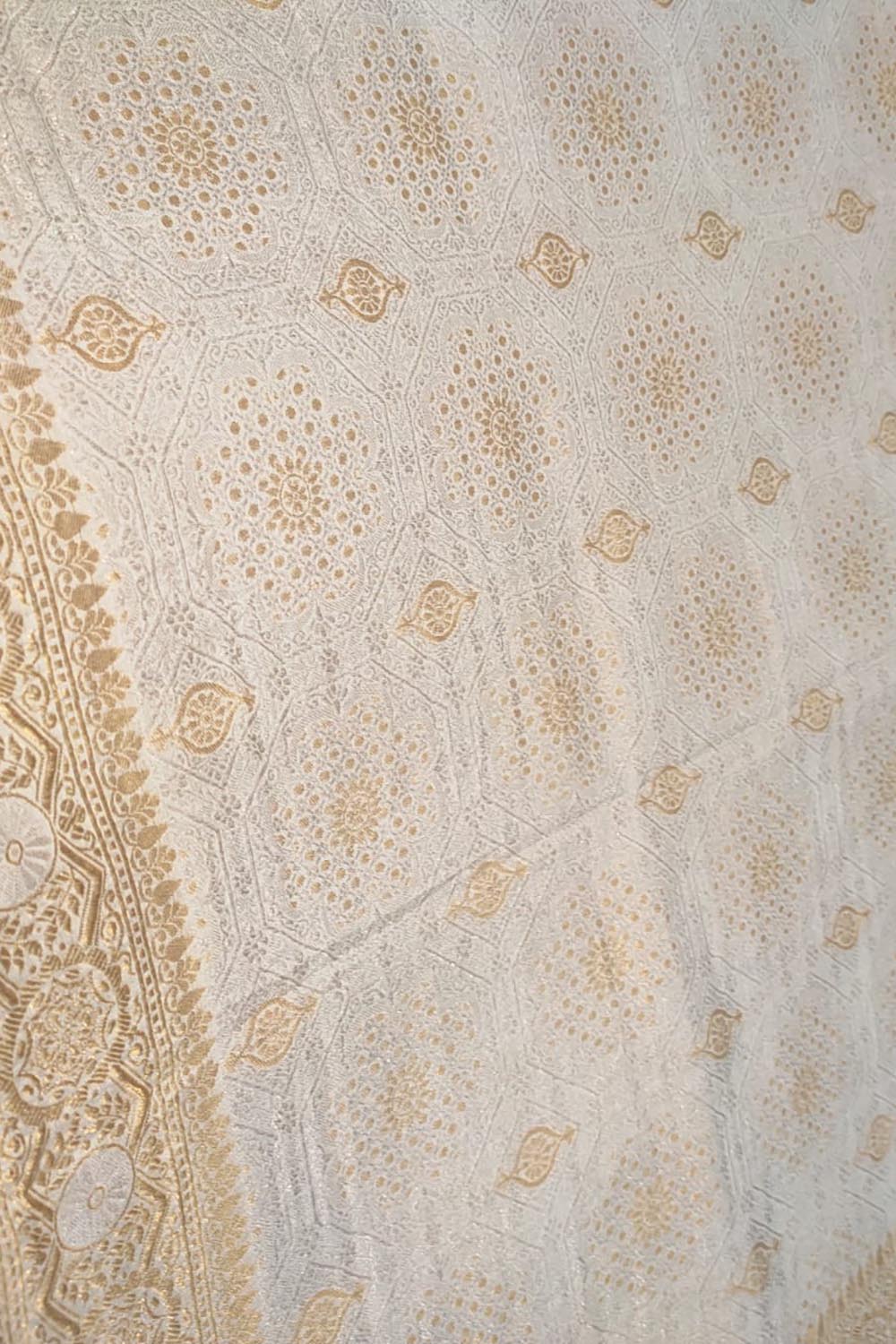 Dyeable Handloom Banarasi Pure Georgette Dupatta - Luxurion World- Crafted Heirlooms