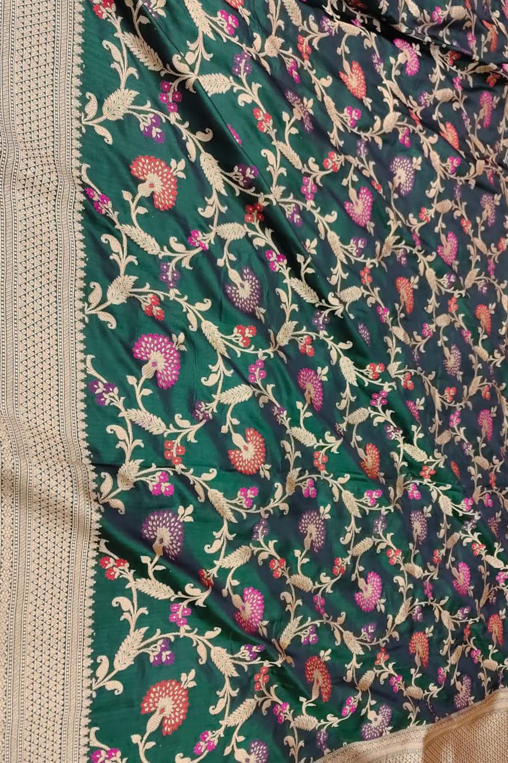 Green Handloom Banarasi Pure Katan Silk Meenakari Flower Design Dupatta - Luxurion World- Crafted Heirlooms