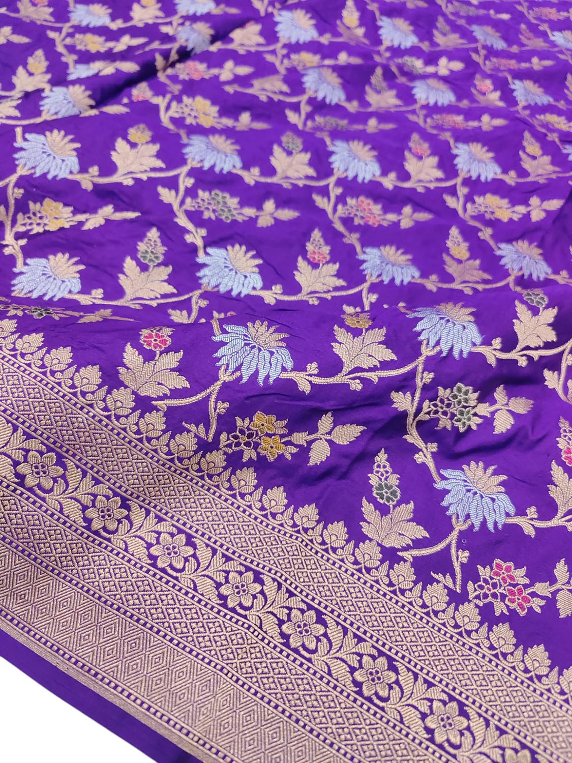 Purple Handloom Banarasi Pure Katan Silk Meenakari Flower Design Dupatta - Luxurion World