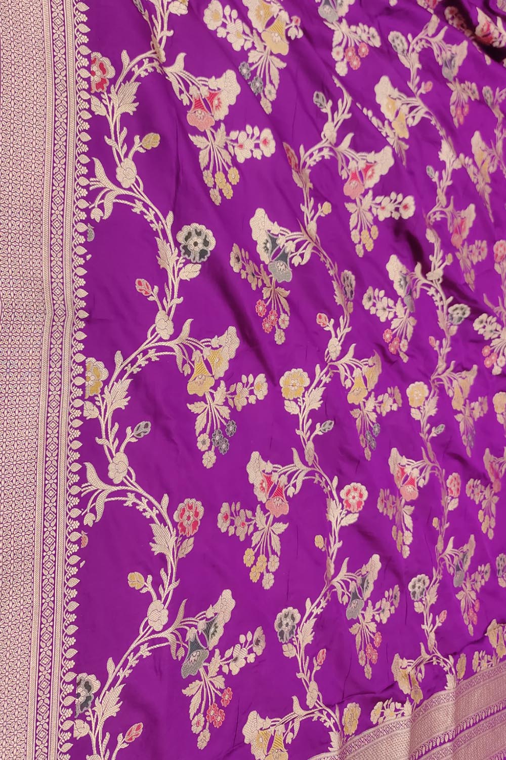 Purple Handloom Banarasi Pure Katan Silk Meenakari Flower Design Dupatta - Luxurion World- Crafted Heirlooms