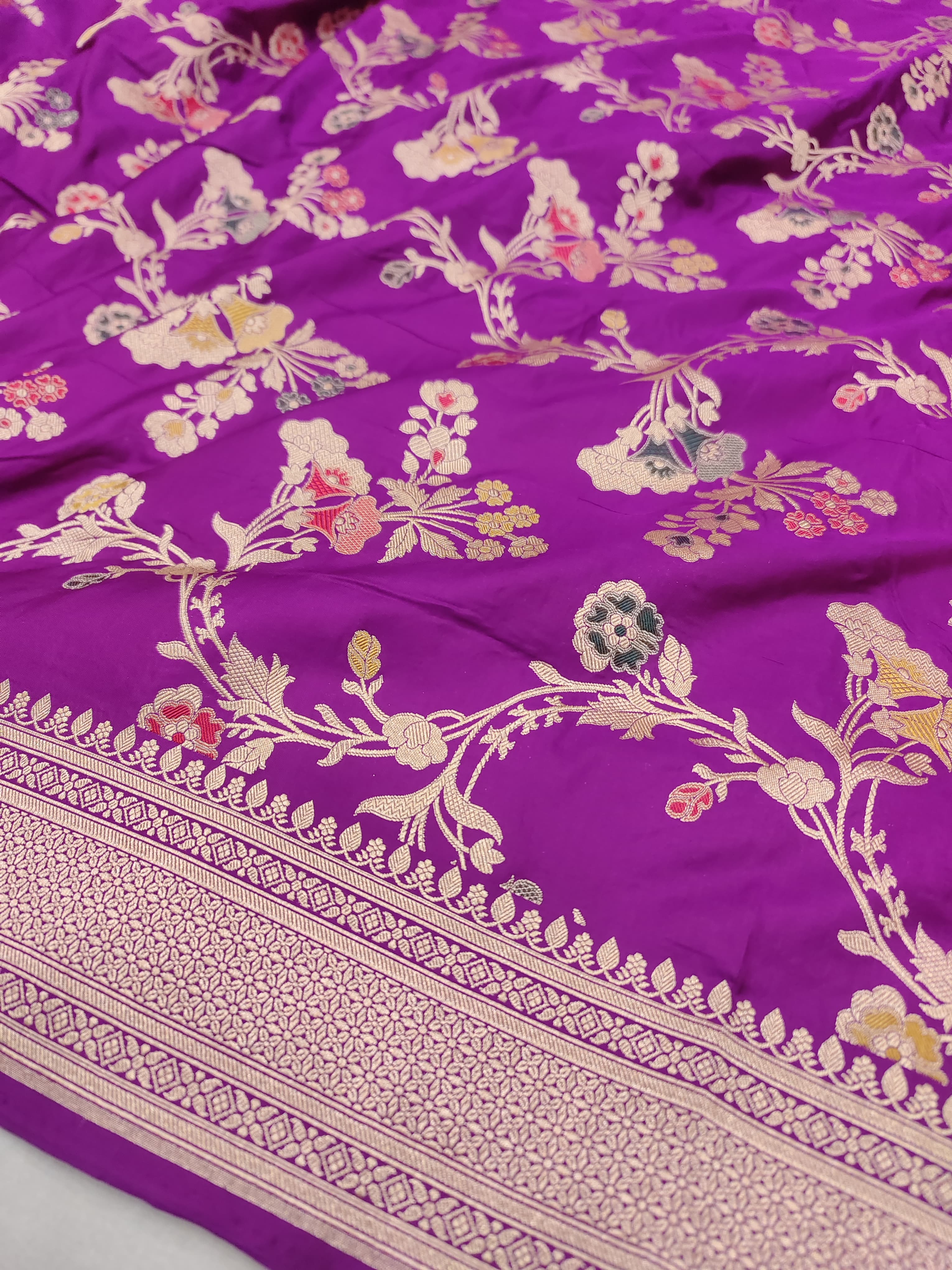 Purple Handloom Banarasi Pure Katan Silk Meenakari Flower Design Dupatta - Luxurion World- Crafted Heirlooms