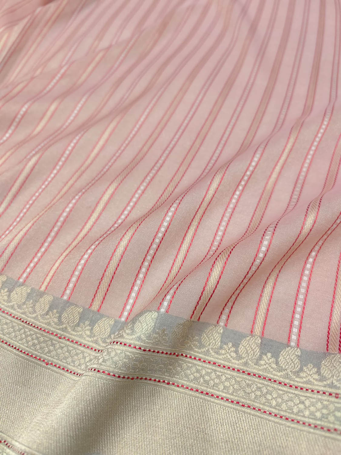 Pastel Banarasi Handloom Cotton Tissue Dupatta - Luxurion World