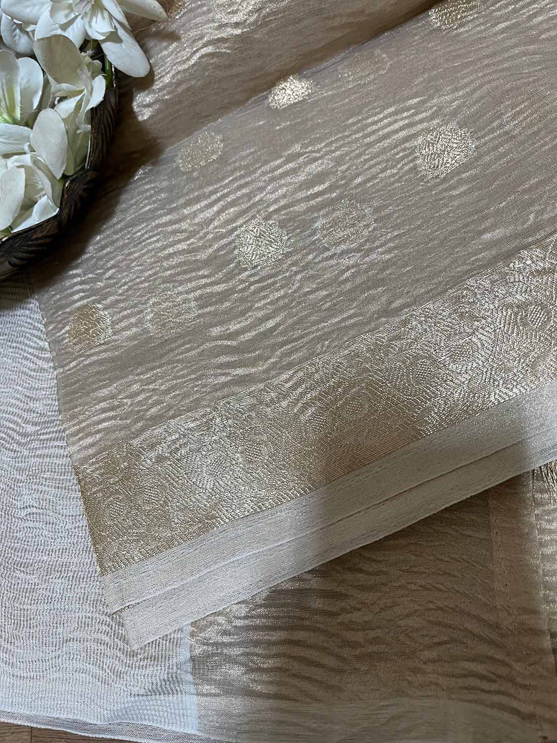 Dyeable Banarasi Handloom Tissue Silk Polka Dot Dupatta - Luxurion World