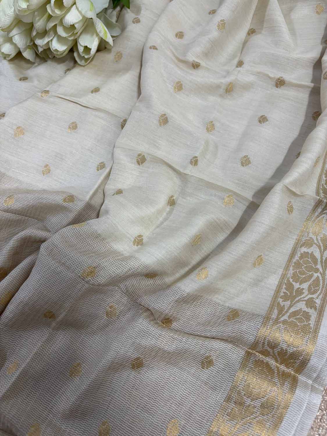 Dyeable Banarasi Moonga Silk Dupatta - Luxurion World- Crafted Heirlooms
