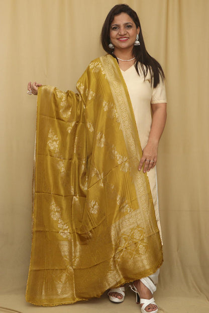 Soft and Elegant Yellow Banarasi Silk Dupatta - Luxurion World