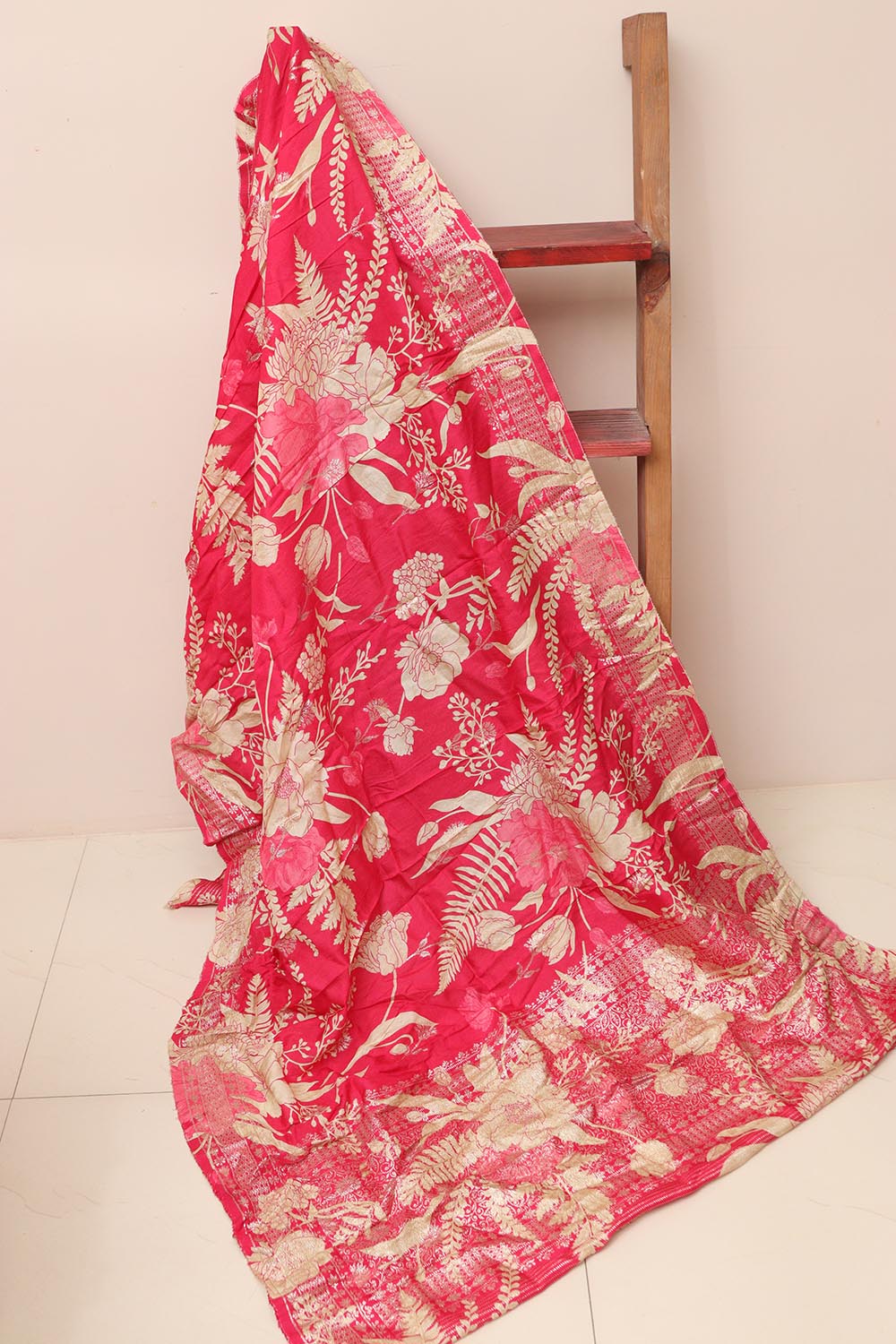 Stunning Pink Banarasi Dola Silk Dupatta - Luxurion World- Crafted Heirlooms