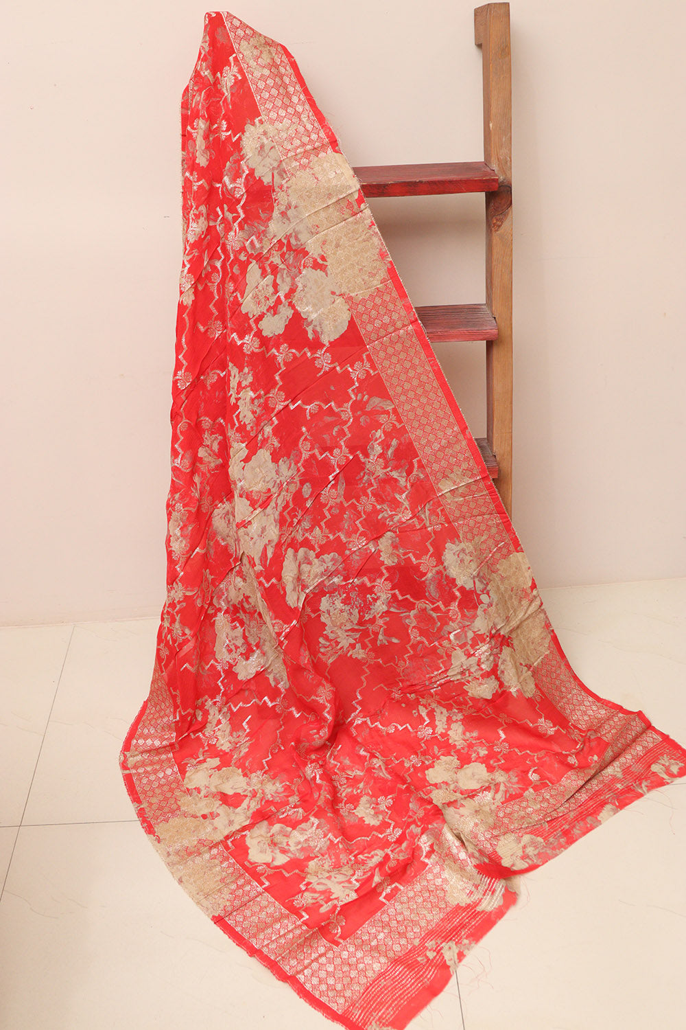 Stunning Red Banarasi Digital Printed Chiffon Georgette Dupatta - Luxurion World- Crafted Heirlooms