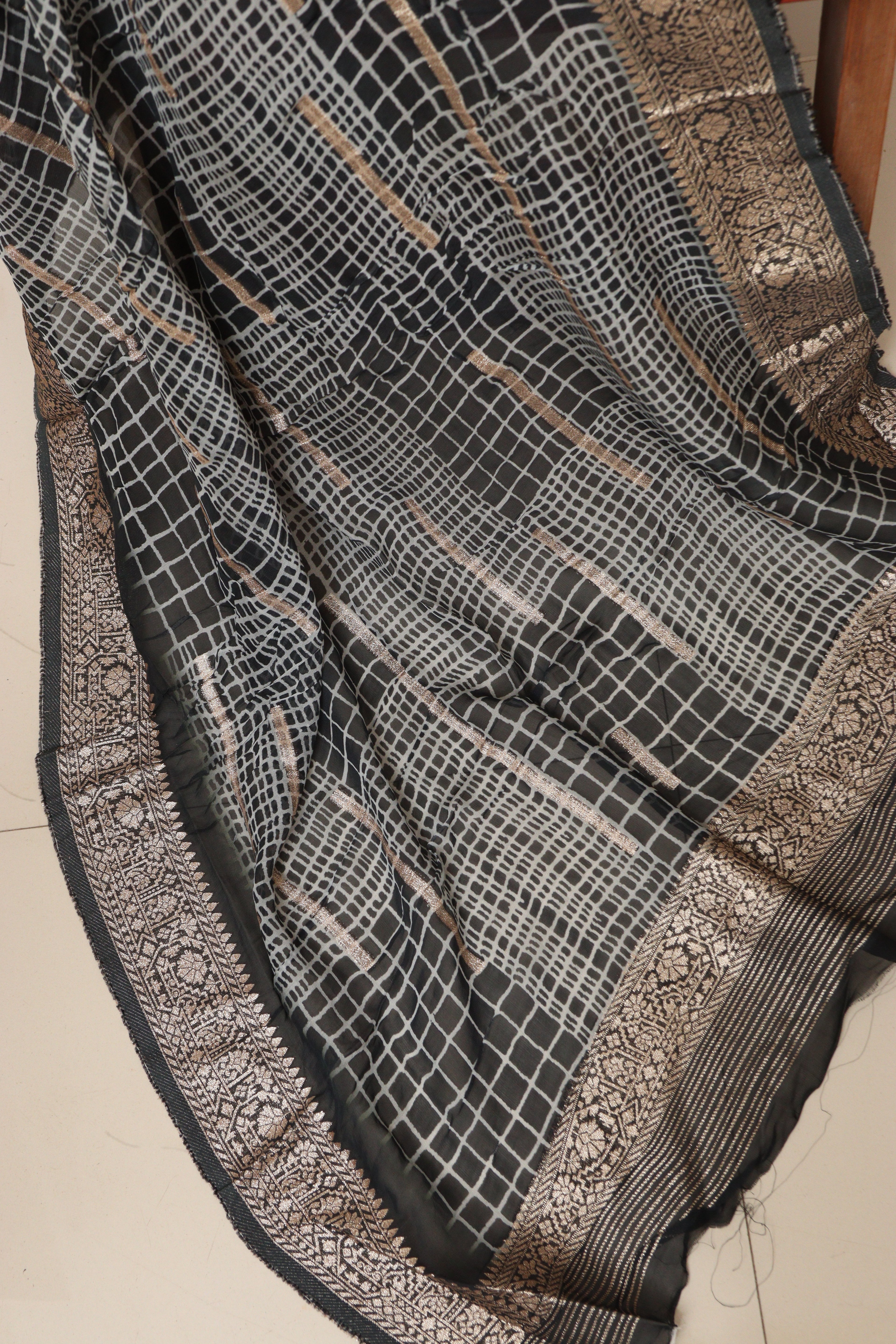 Elegant Black Banarasi Digital Printed Chiffon Georgette Dupatta - Luxurion World- Crafted Heirlooms