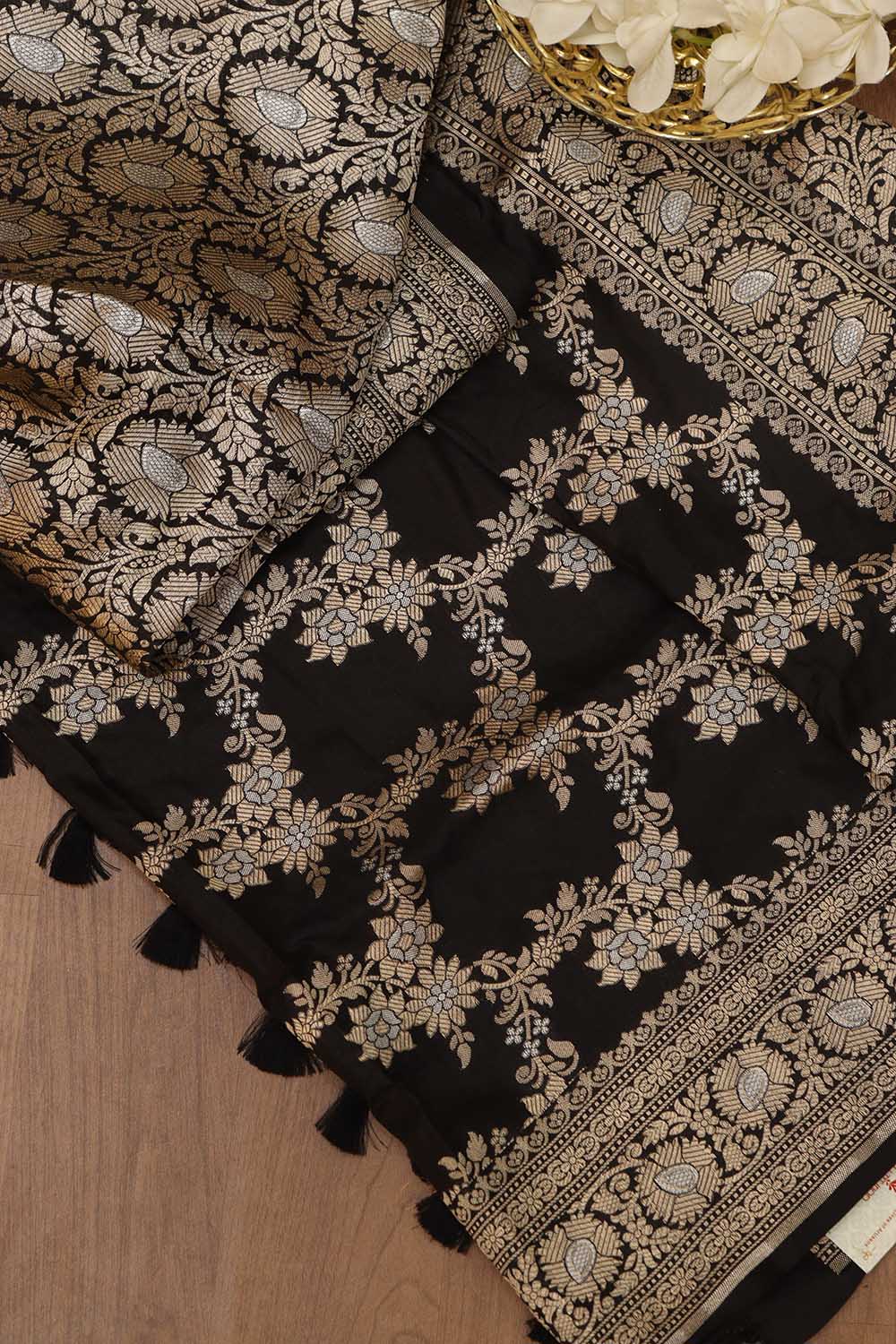Black Banarasi Handloom Pure Katan Silk Sona Roopa Dupatta - Luxurion World