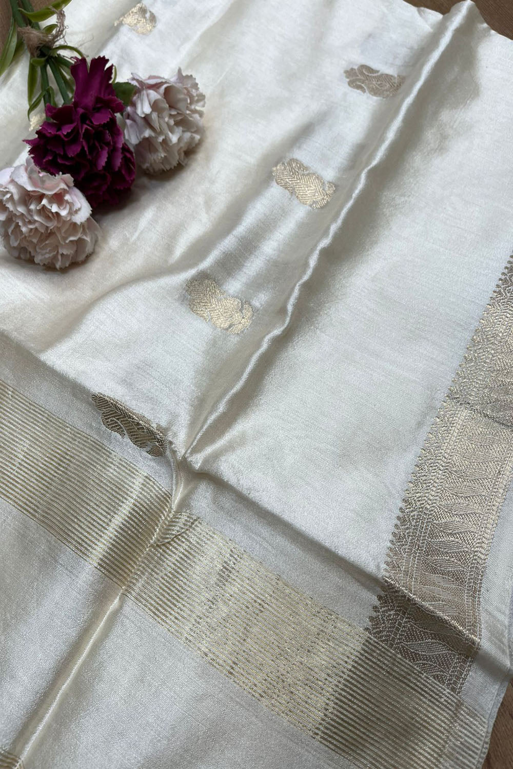 Dyeable Banarasi Handloom Pure Chiniya Silk Dupatta - Luxurion World- Crafted Heirlooms