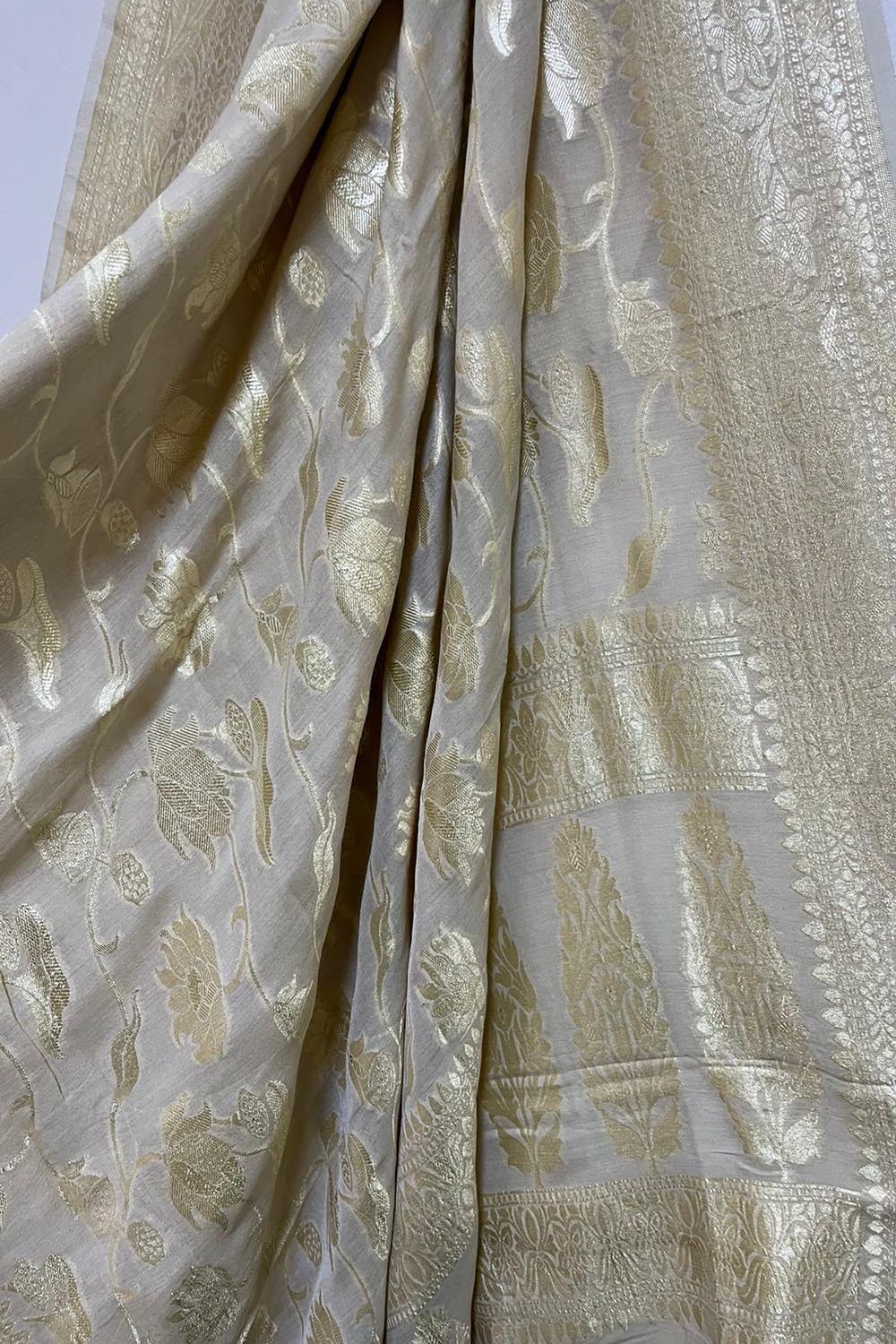 Stunning Dyeable Banarasi Handloom Pure Moonga Silk Dupatta - Luxurion World