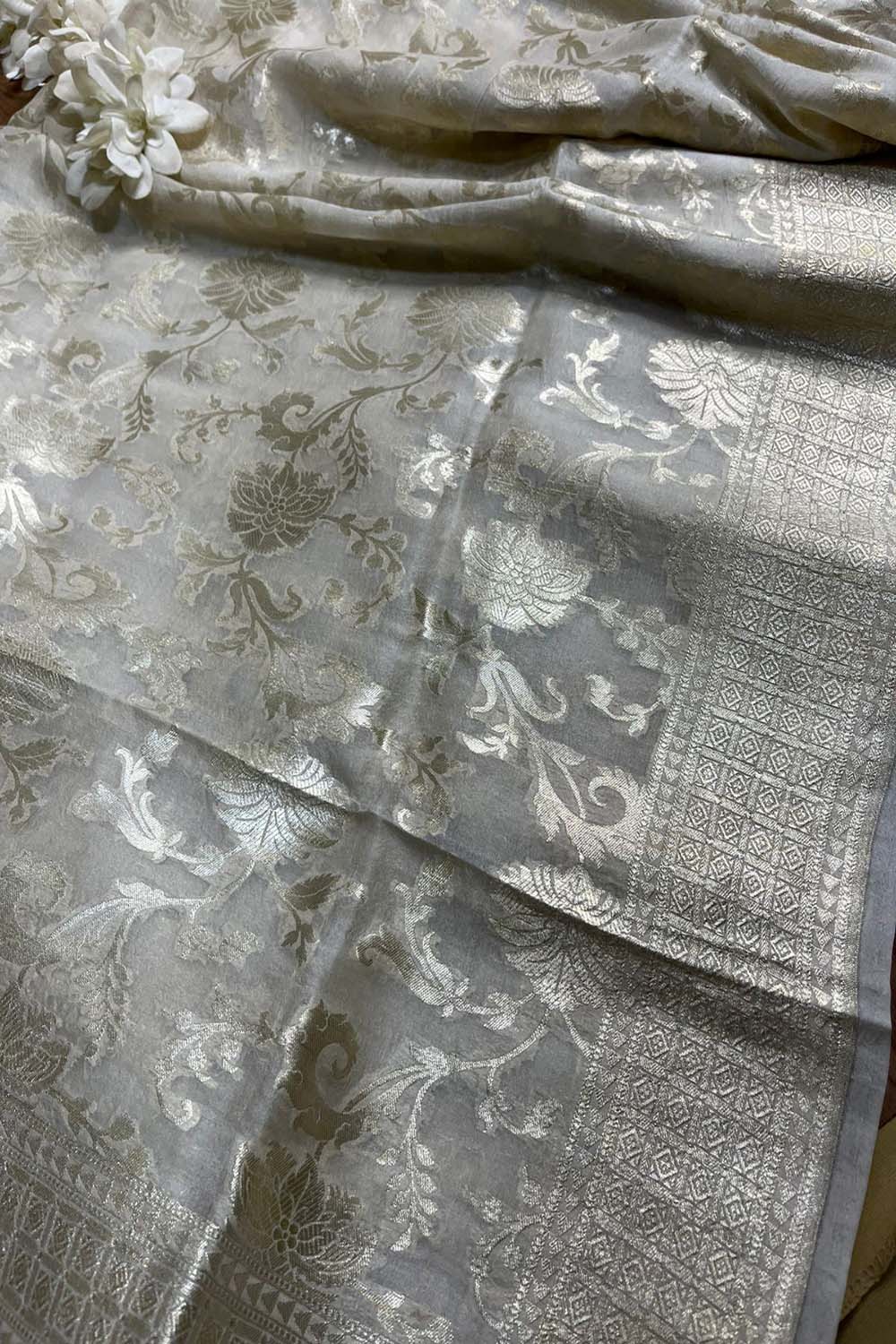 Dyeable Banarasi Handloom Pure Tussar Silk Dupatta - Luxurion World- Crafted Heirlooms