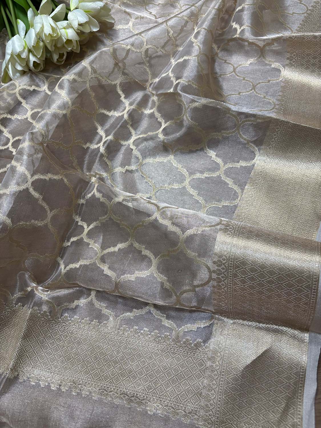 Dyeable Banarasi Handloom Pure Tissue Silk Dupatta - Luxurion World- Crafted Heirlooms