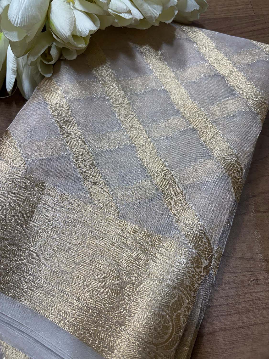 Dyeable Banarasi Handloom Pure Tissue Silk Stripes Design Dupatta - Luxurion World