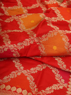 Red Banarasi Handloom Pure Katan Silk Kadwa Dupatta - Luxurion World