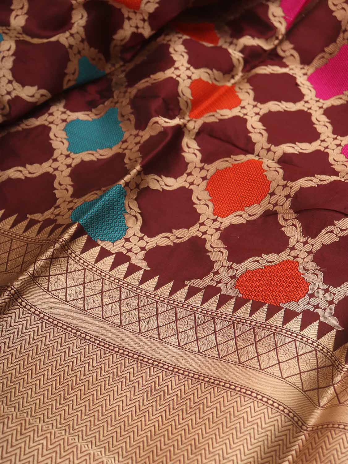 Brown Banarasi Handloom Pure Katan Silk Kadwa Dupatta - Luxurion World