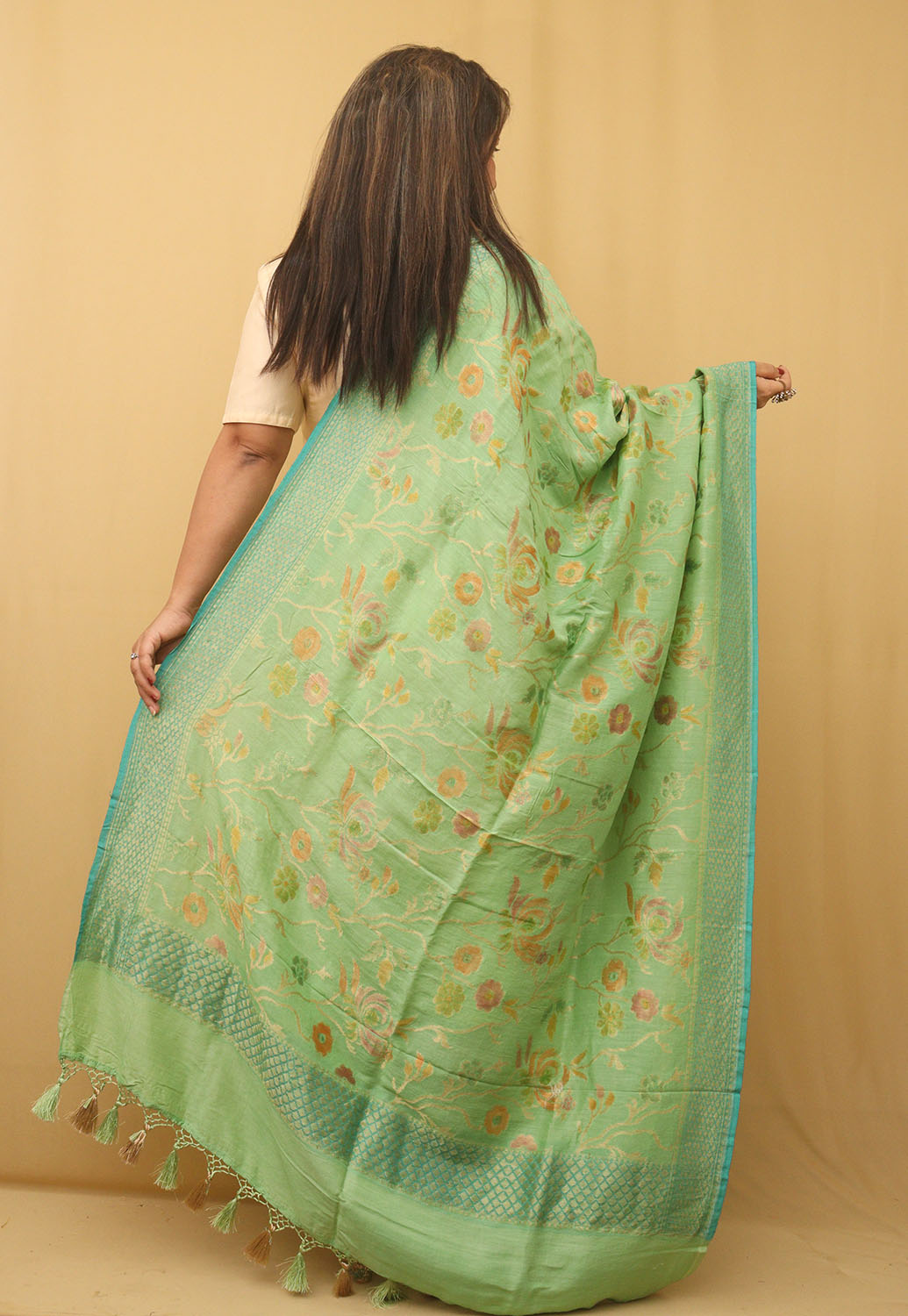 Green Banarasi Handloom Pure Moonga Silk Dupatta - Luxurion World
