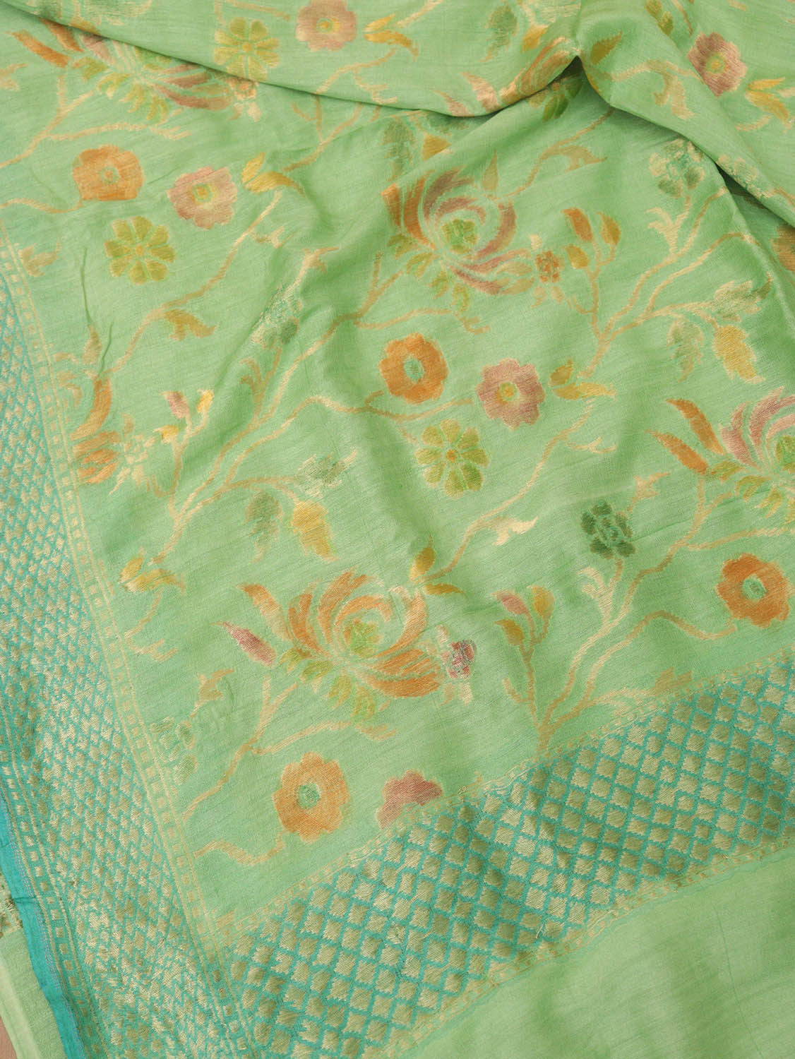 Green Banarasi Handloom Pure Moonga Silk Dupatta - Luxurion World
