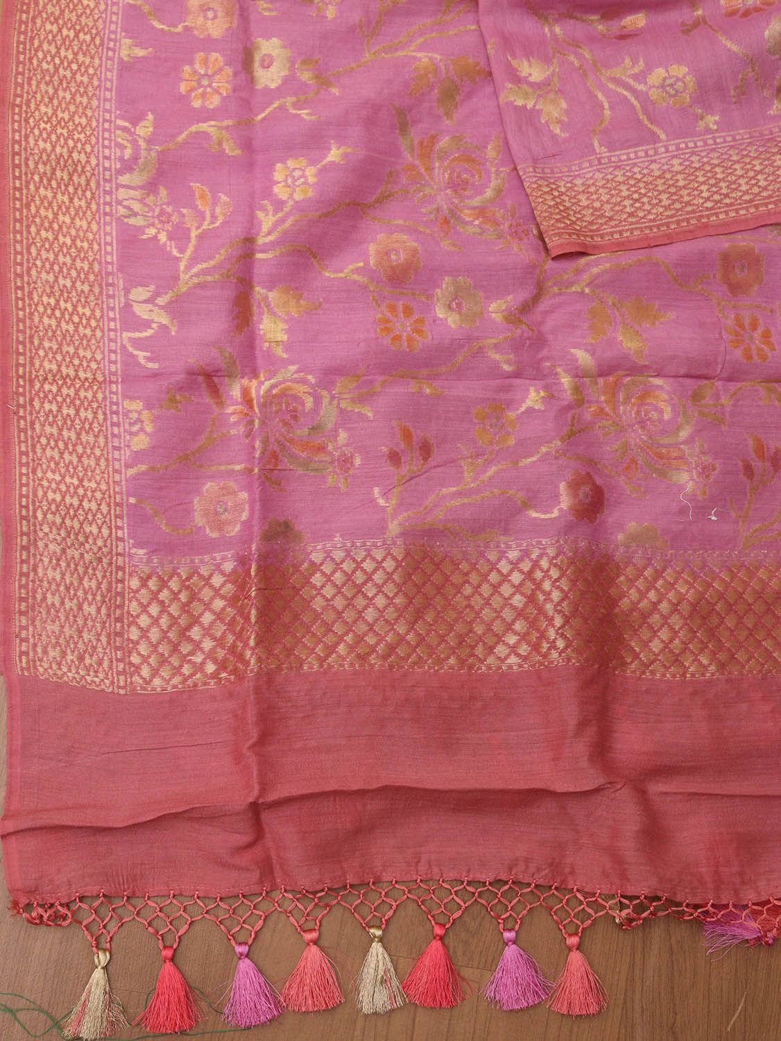 Pink Banarasi Handloom Pure Moonga Silk Dupatta - Luxurion World