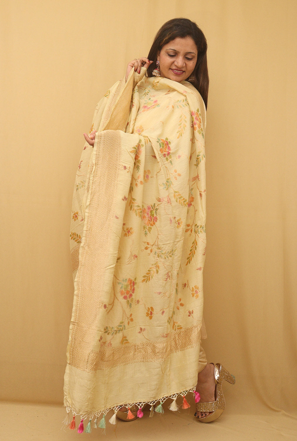 Pastel Banarasi Handloom Pure Moonga Silk Dupatta - Luxurion World