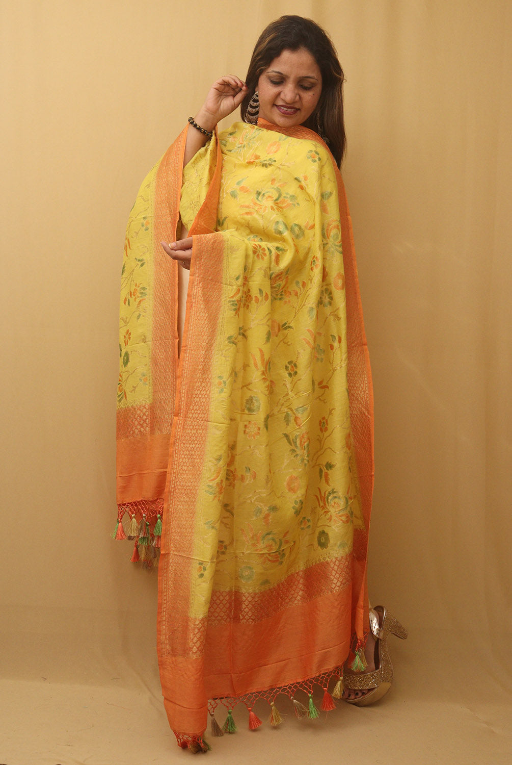 Yellow Banarasi Handloom Pure Moonga Silk Dupatta - Luxurion World
