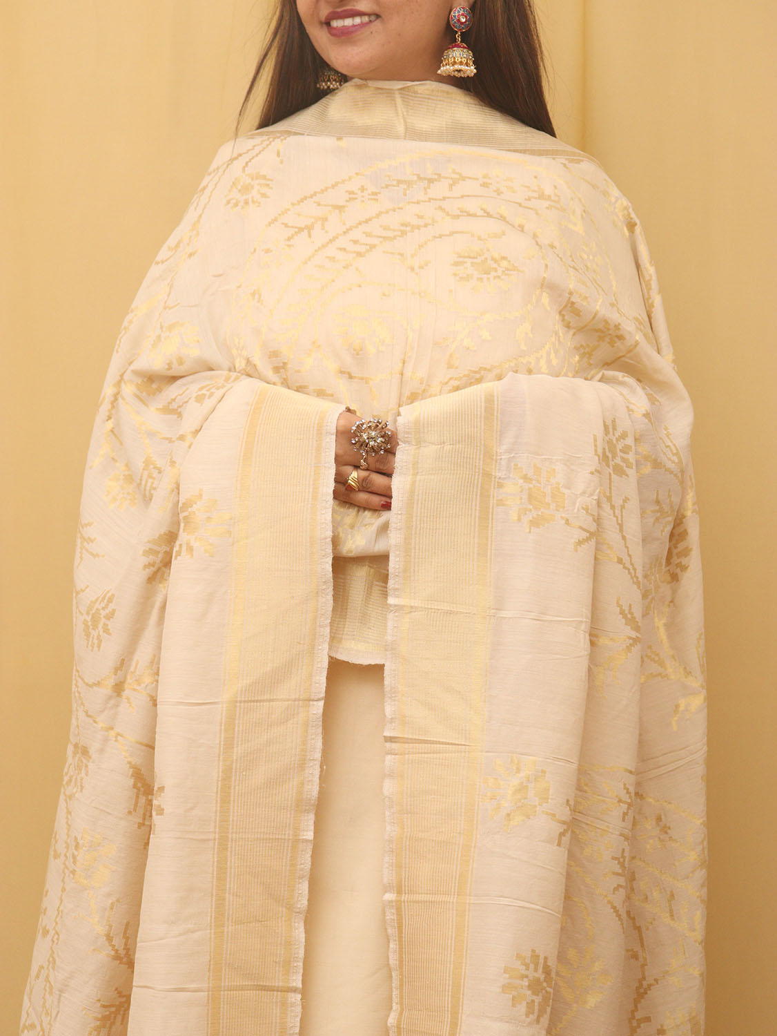Dyeable Banarasi Handloom Pure Moonga Silk Dupatta - Luxurion World