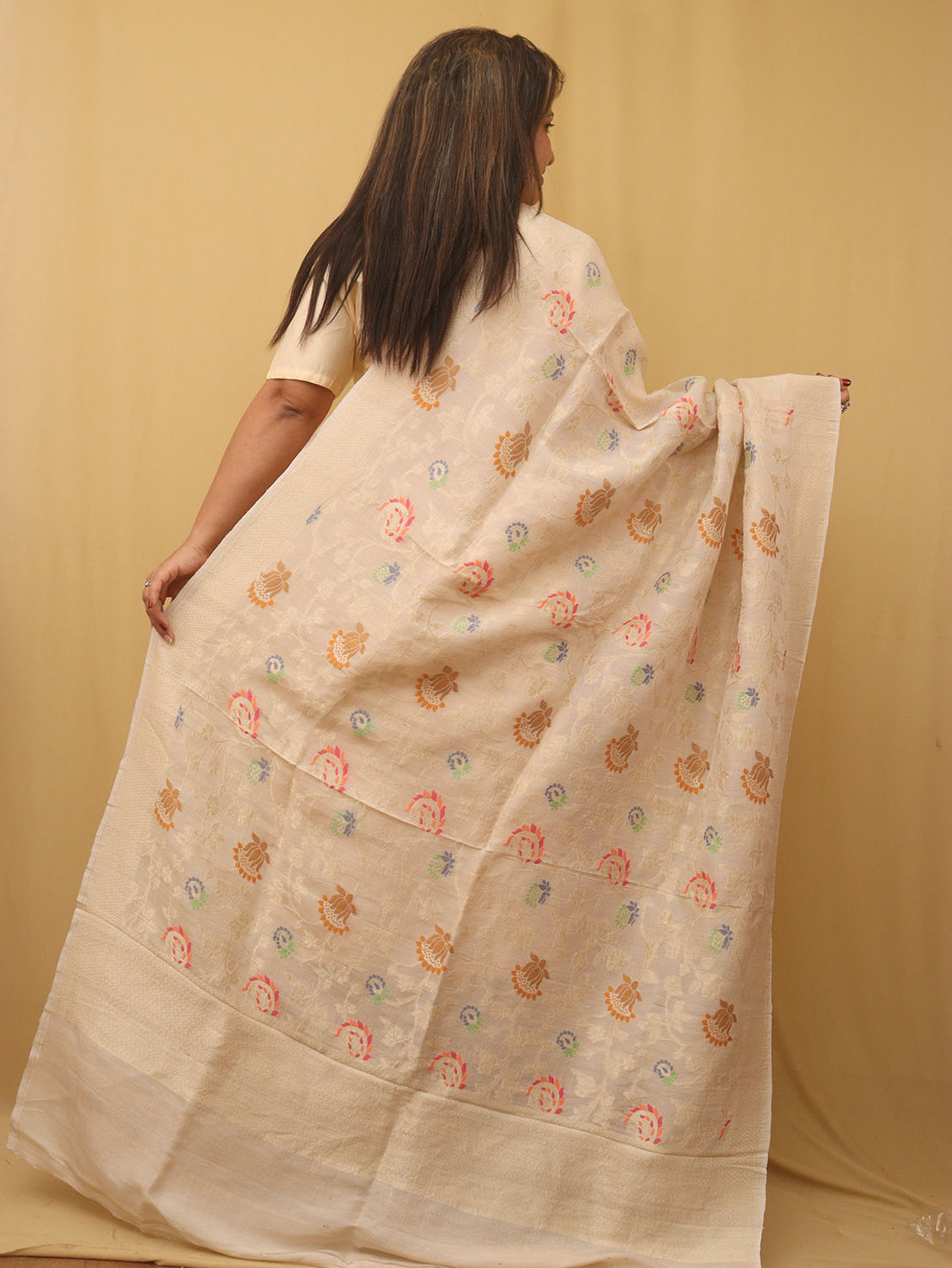 Dyeable Banarasi Handloom Pure Tussar Georgette Dupatta - Luxurion World