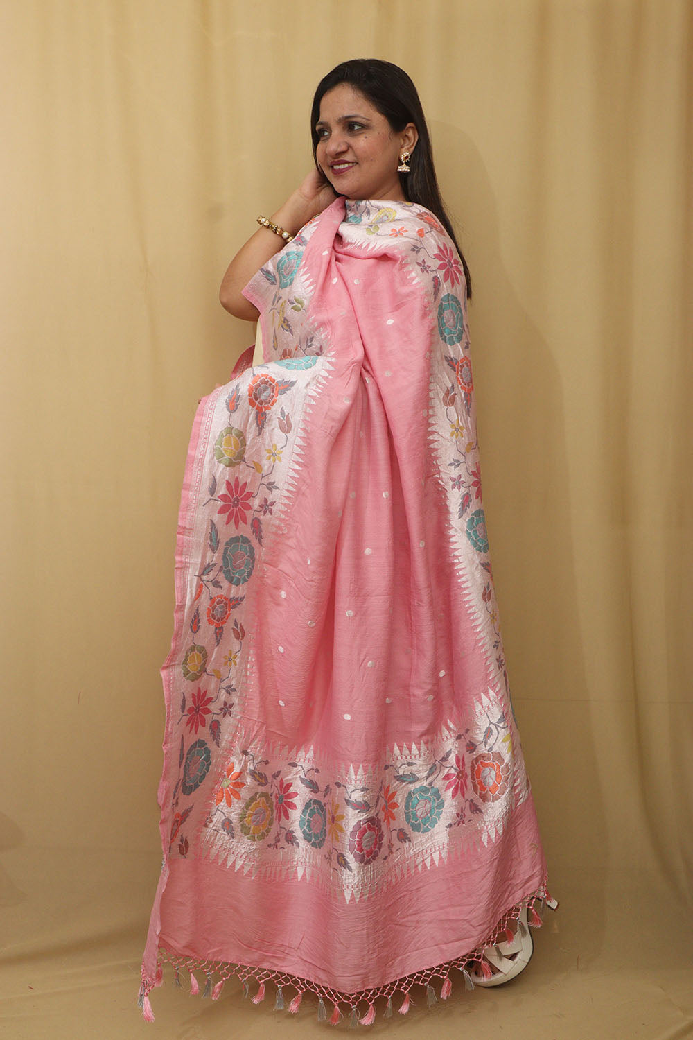 Exquisite Pink Banarasi Handloom Pure Moonga Silk Dupatta - Luxurion World