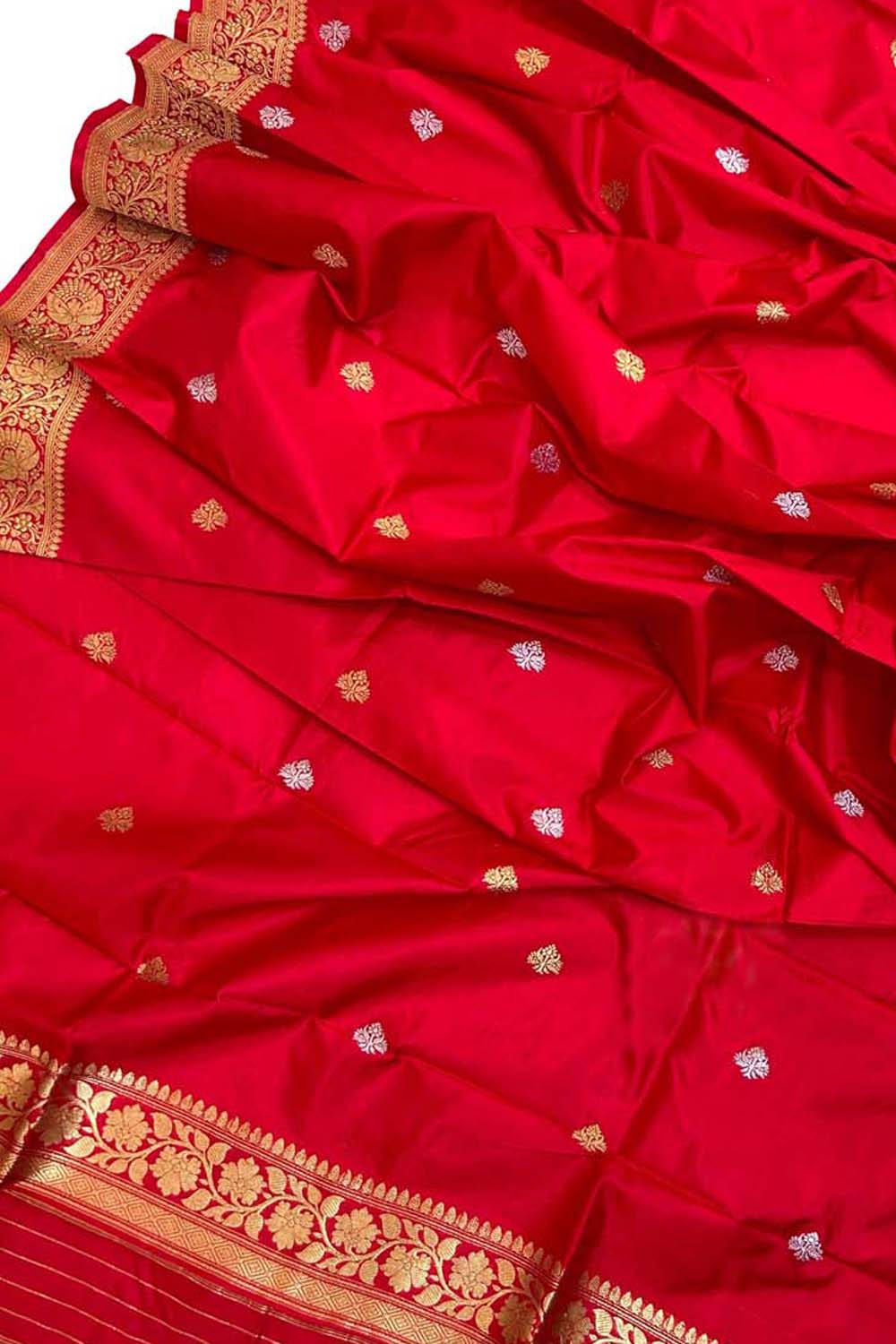 Red Banarasi Silk Dupatta: Kadwa Boota Design - Luxurion World