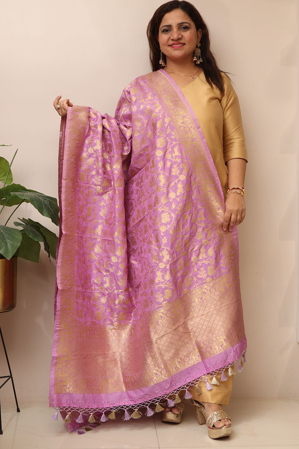 Elegant Purple Banarasi Silk Dupatta with Shikargah Design - Luxurion World
