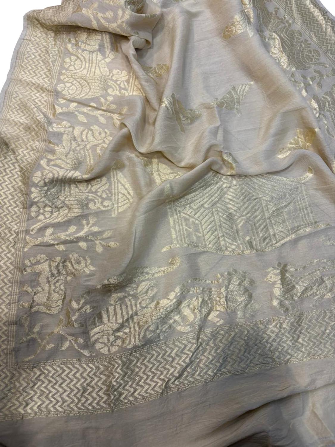 Dyeable Banarasi Handloom Pure Moonga Silk Dupatta - Luxurion World- Crafted Heirlooms