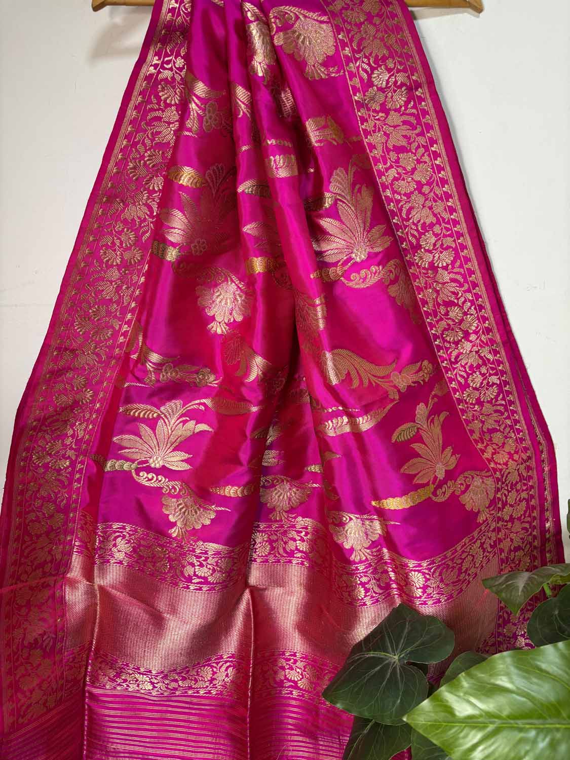 Beautiful Pink Banarasi Handloom Pure Katan Silk Kadwa Dupatta - Luxurion World- Crafted Heirlooms