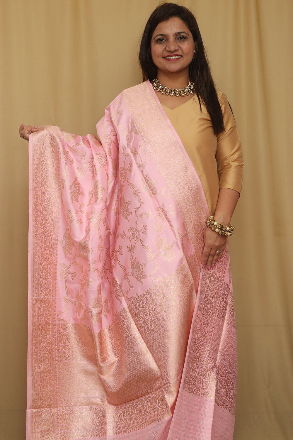 Beautiful Pink Banarasi Handloom Pure Katan Silk Kadwa Dupatta - Luxurion World
